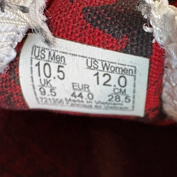 Vans x Marvel Comics Spiderman Slip-On Shoes Mens Size 10.5 - Picture 15 of 16